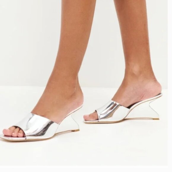 Reformation Enya Wedge Sandal Metallic Silver Leather Size 8 - Picture 1 of 11